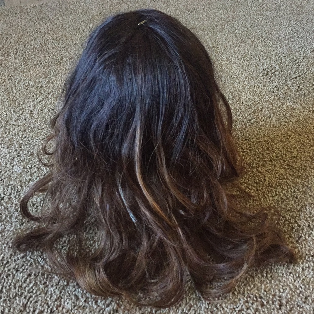 Custom made wig - Picture 3 of 3